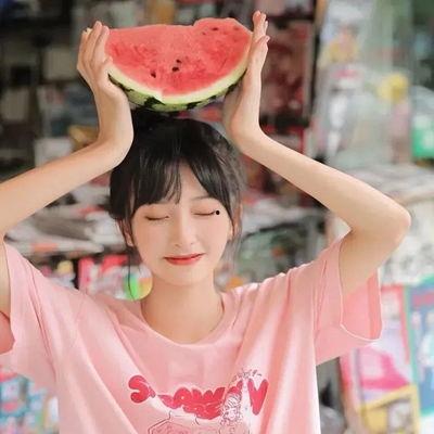 埋头吃瓜女孩头像,埋头吃瓜女孩的趣味日常
