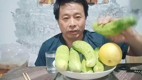 老张吃瓜爱放盐,咸香四溢的趣味生活